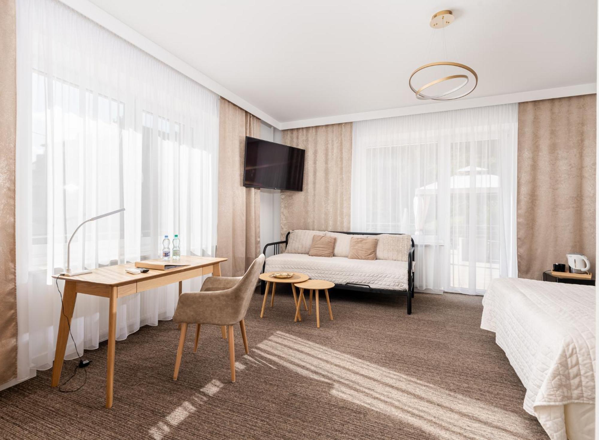 Hotel Laziska شخوف المظهر الخارجي الصورة